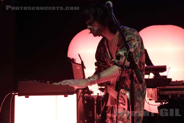 YEASAYER - 2010-03-19 - PARIS - Trabendo - 